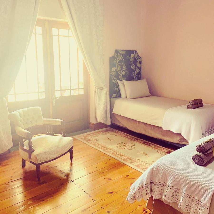Lord Carnarvon Guesthouse Экстерьер фото